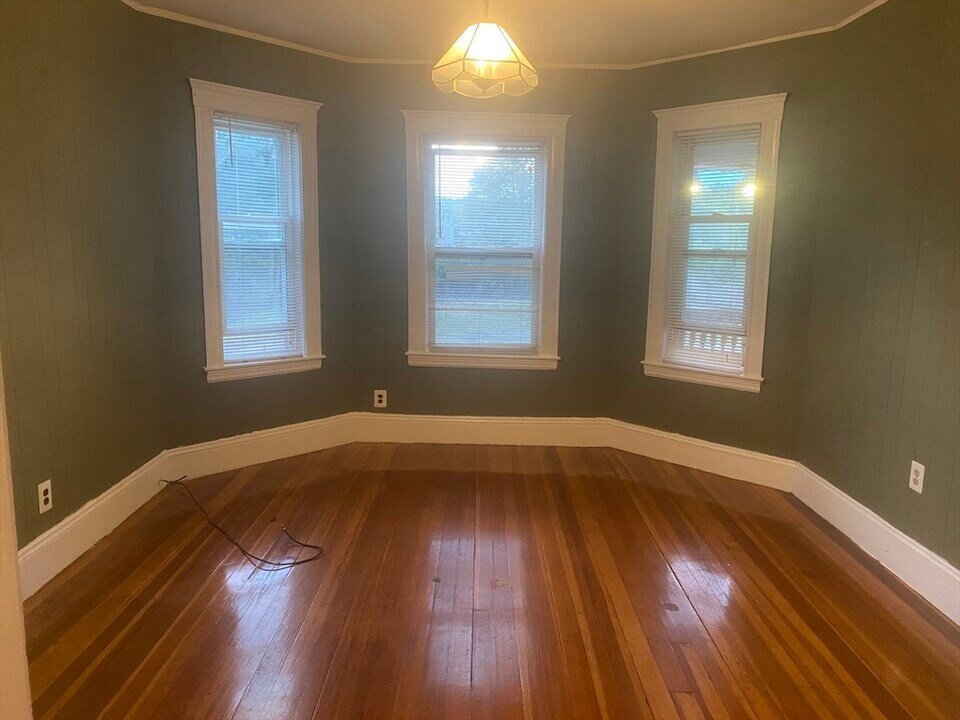 242 Hyde Park Ave in Boston, MA - Building Photo