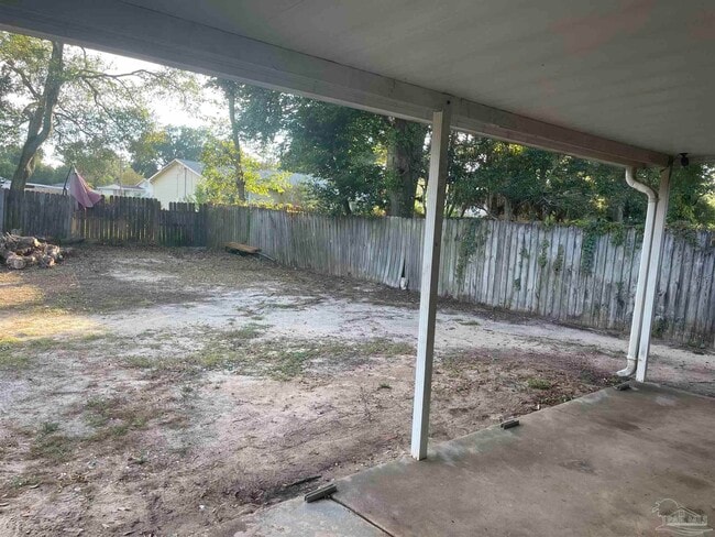205 Marine Dr in Pensacola, FL - Building Photo - Building Photo