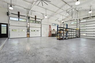 5110 Sioux Ln in Austin, TX - Building Photo - Building Photo