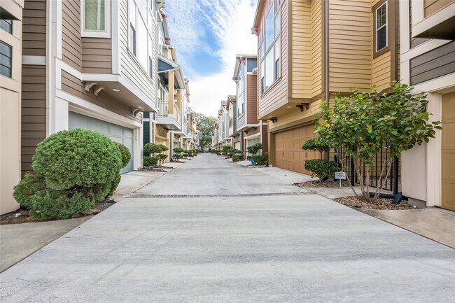 769 Waverly St in Houston, TX - Building Photo - Building Photo