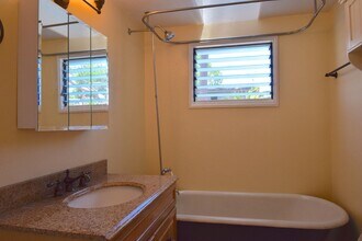 1701 Hoffman Ave in Monterey, CA - Building Photo - Building Photo