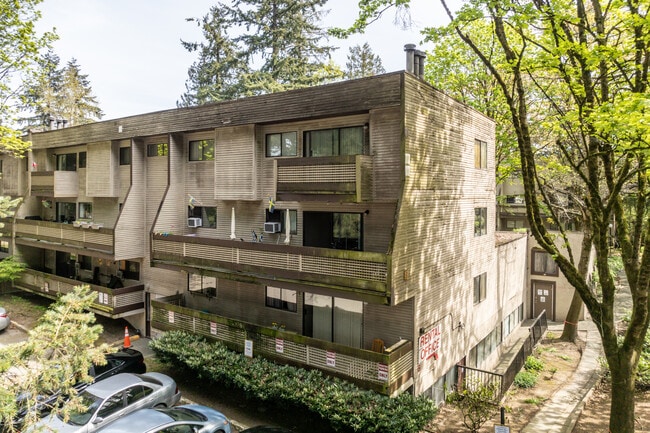 The Shannon Gardens Apartments in Delta, BC - Building Photo - Primary Photo
