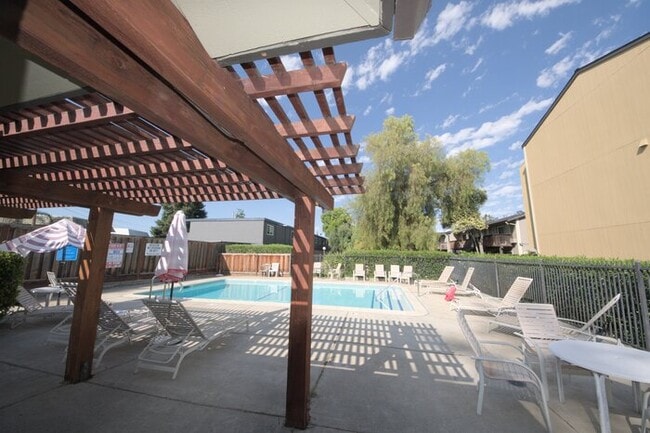 1060 Oak Grove Rd in Concord, CA - Building Photo - Building Photo
