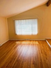 5250 Jarvis Ave in Skokie, IL - Building Photo - Building Photo