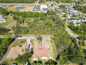 23117 Hammond Ave, Unit 2 in Port Charlotte, FL - Building Photo - Building Photo