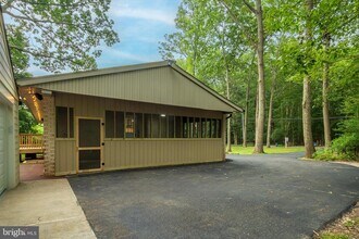 16480 Ed Warfield Rd in Woodbine, MD - Building Photo - Building Photo