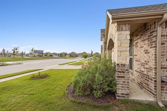 906 Torrey Ave in Princeton, TX - Building Photo