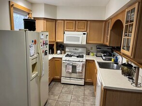 38 Crosby St in Orono, ME - Building Photo - Building Photo