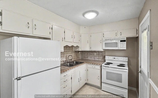 331 Serena Dr in Middle Valley, TN - Building Photo - Building Photo