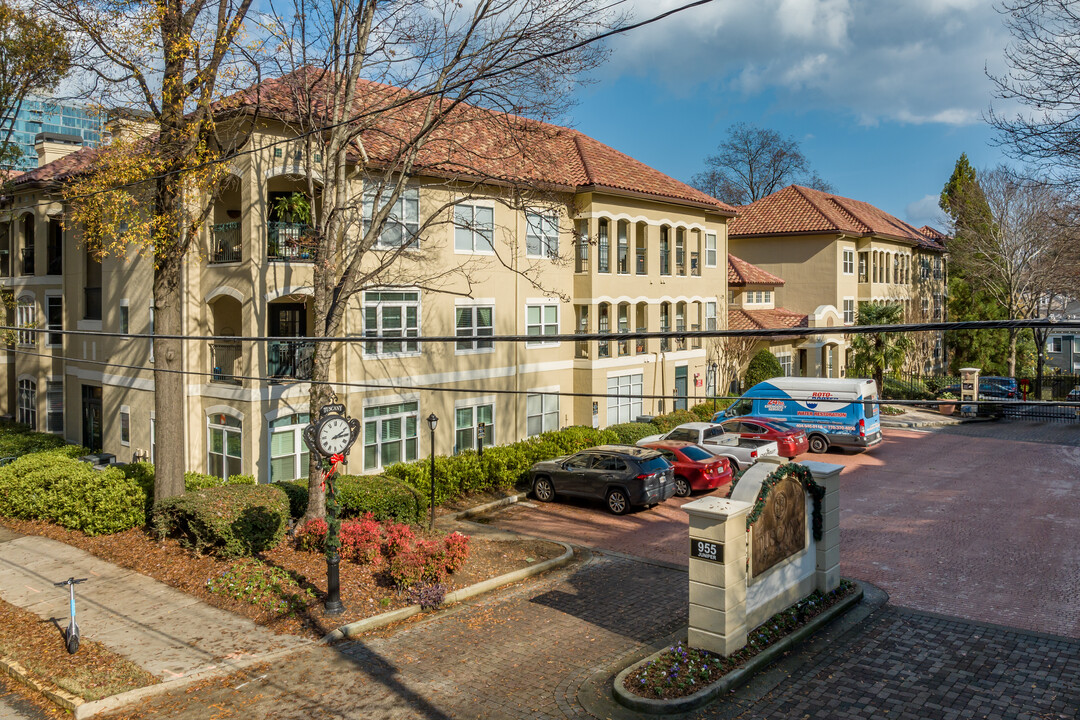 Tuscany in Atlanta, GA - Building Photo