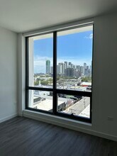 25 NW 23rd St, Unit B1 in Miami, FL - Building Photo - Building Photo