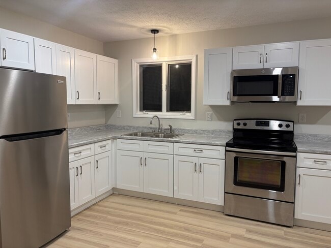 property at 275 W 10th St