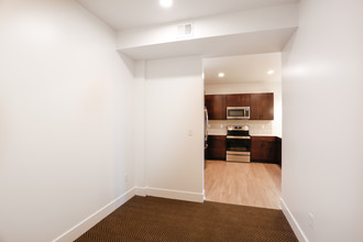 Capitol Place Apartments in Omaha, NE - Building Photo - Interior Photo