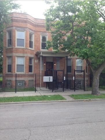 6741 S Eberhart Ave in Chicago, IL - Building Photo