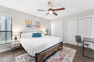 2101 Elmont Dr in Austin, TX - Building Photo - Building Photo