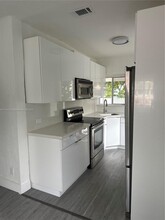 1812 NW 64th St in Miami, FL - Building Photo - Building Photo