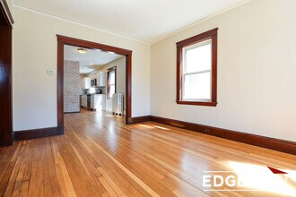 52 Blenford Rd, Unit 1 in Boston, MA - Foto de edificio - Building Photo