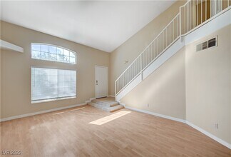 10164 Tree Bark St in Las Vegas, NV - Building Photo - Building Photo