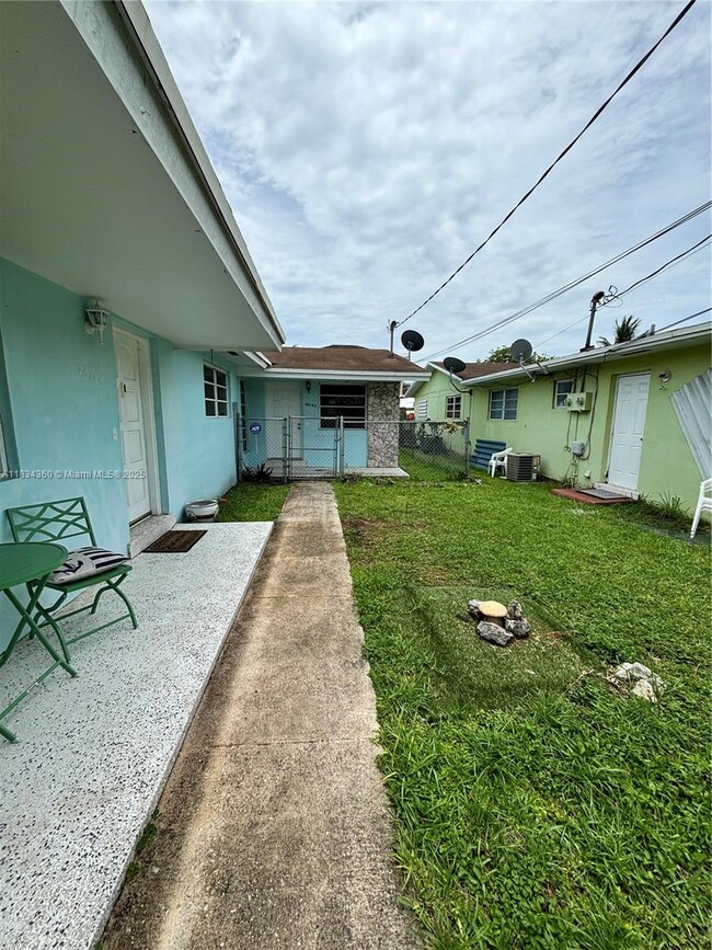 20182 Old Cutler Rd in Cutler Bay, FL - Building Photo - Building Photo
