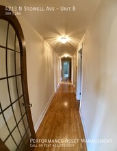 4213 N Stowell Ave in Shorewood, WI - Foto de edificio - Building Photo