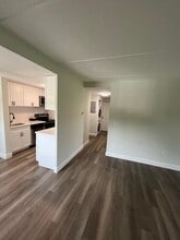 Country Club Apartments in Poughkeepsie, NY - Foto de edificio - Building Photo