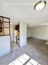 335 N School Pl in Dallastown, PA - Building Photo - Building Photo