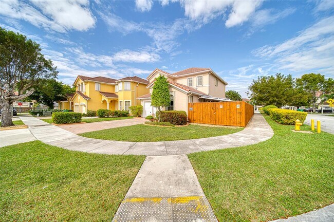 16403 SW 79th Ln in Miami, FL - Building Photo - Building Photo