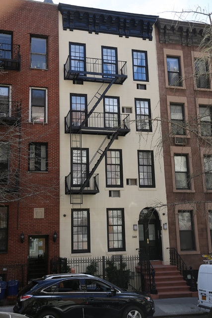 348 E 51st St in New York, NY - Building Photo - Building Photo