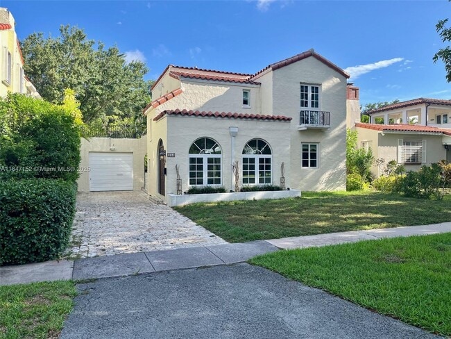 property at 604 Alcazar Ave