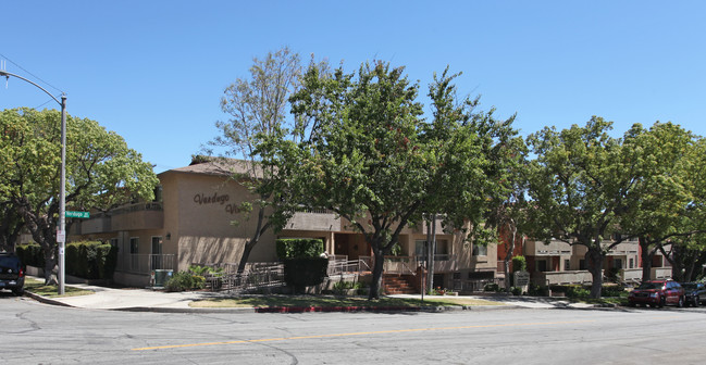 Verdugo Vista in Burbank, CA - Foto de edificio - Building Photo