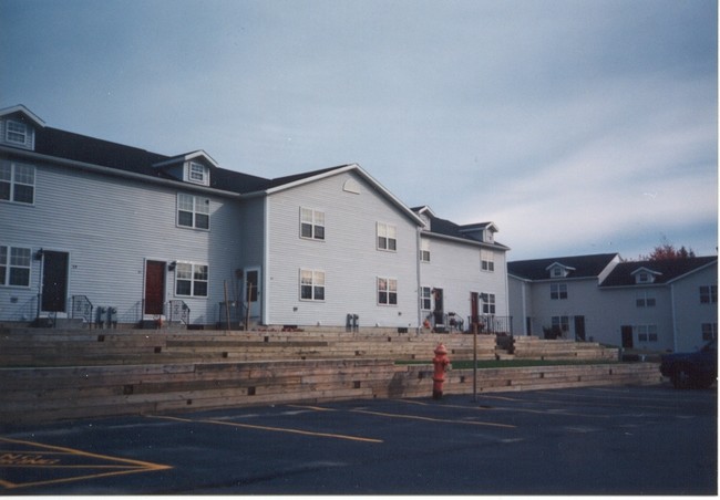 AJN Townhomes in Oswego, NY - Building Photo - Building Photo