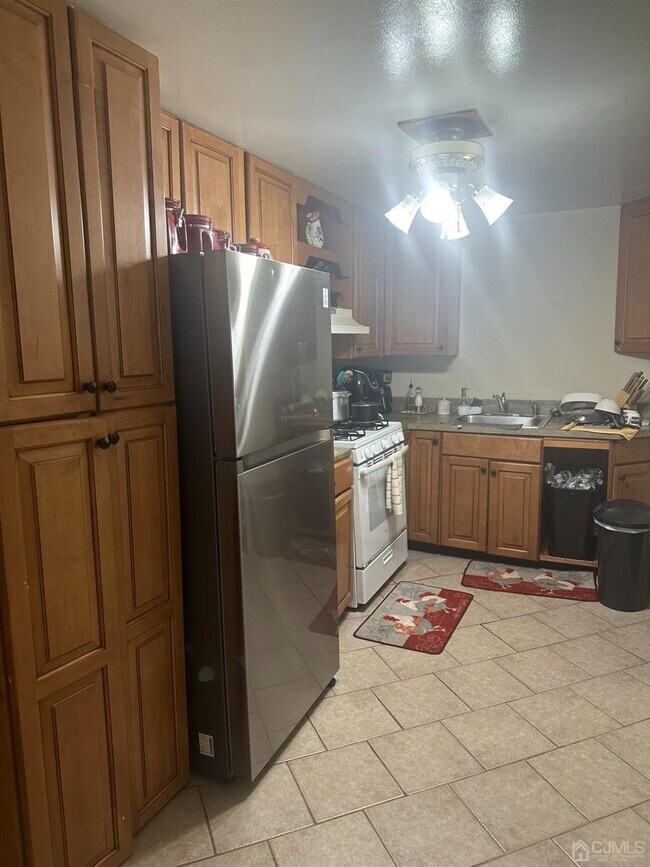 34 Joseph St in South River, NJ - Building Photo - Building Photo