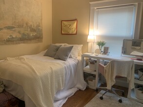 289 Foster St, Unit 1 in Boston, MA - Building Photo - Building Photo