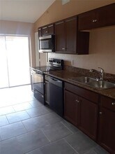 104 Berger Ct in Mascotte, FL - Building Photo - Building Photo