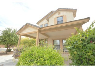 1421 W Pelican Ct in Chandler, AZ - Building Photo - Building Photo
