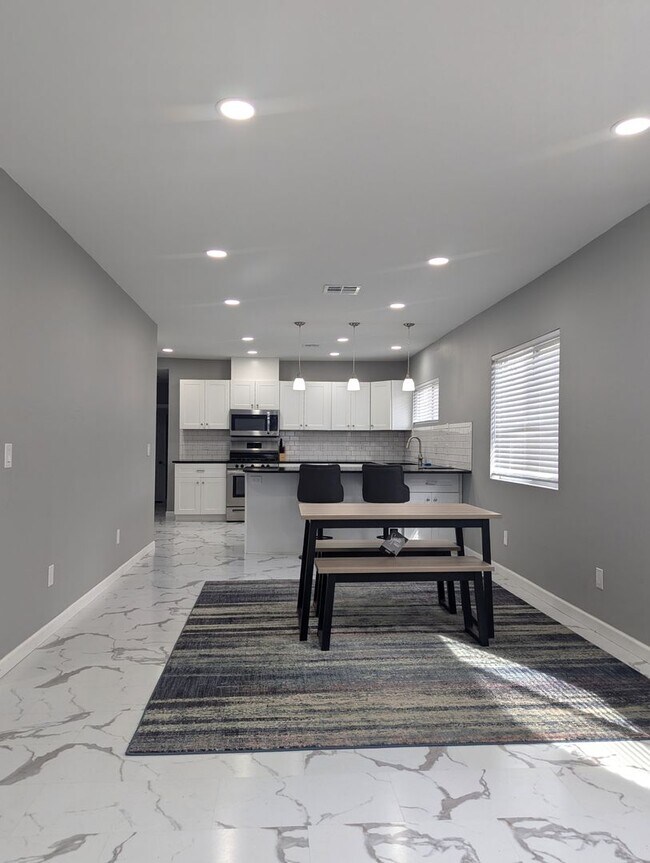 600 N Poplar Ln in Midwest City, OK - Building Photo - Building Photo