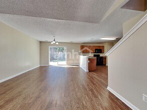 67 Corsair Cir, Unit 351 in Port Wentworth, GA - Foto de edificio - Building Photo