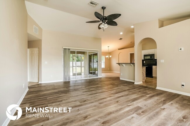 1535 SE 42nd Terrace in Cape Coral, FL - Building Photo - Building Photo
