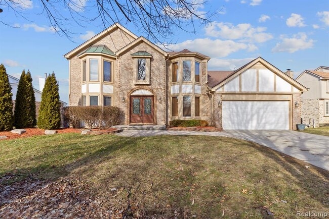37701 Fleetwood Dr in Farmington Hills, MI - Foto de edificio - Building Photo