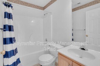 1016 Tesh Ct in High Point, NC - Building Photo - Building Photo