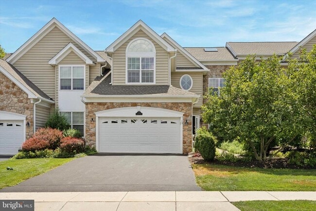 property at 13 Ashtree Ln