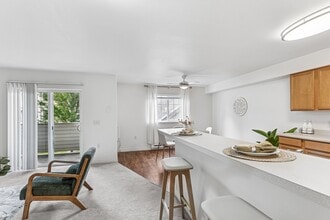 Lion's Gate in Walla Walla, WA - Foto de edificio - Building Photo