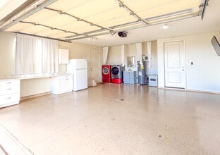 5 Maka Hou Pl in Wailuku, HI - Building Photo - Building Photo