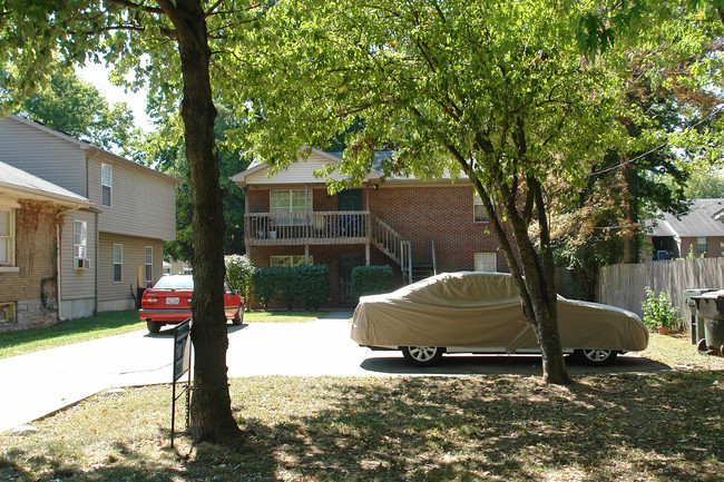 210 University Ave in Lexington, KY - Building Photo - Building Photo