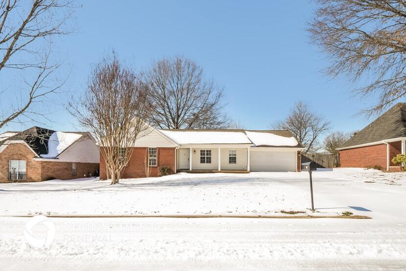 6251 Choctaw Trail in Olive Branch, MS - Building Photo