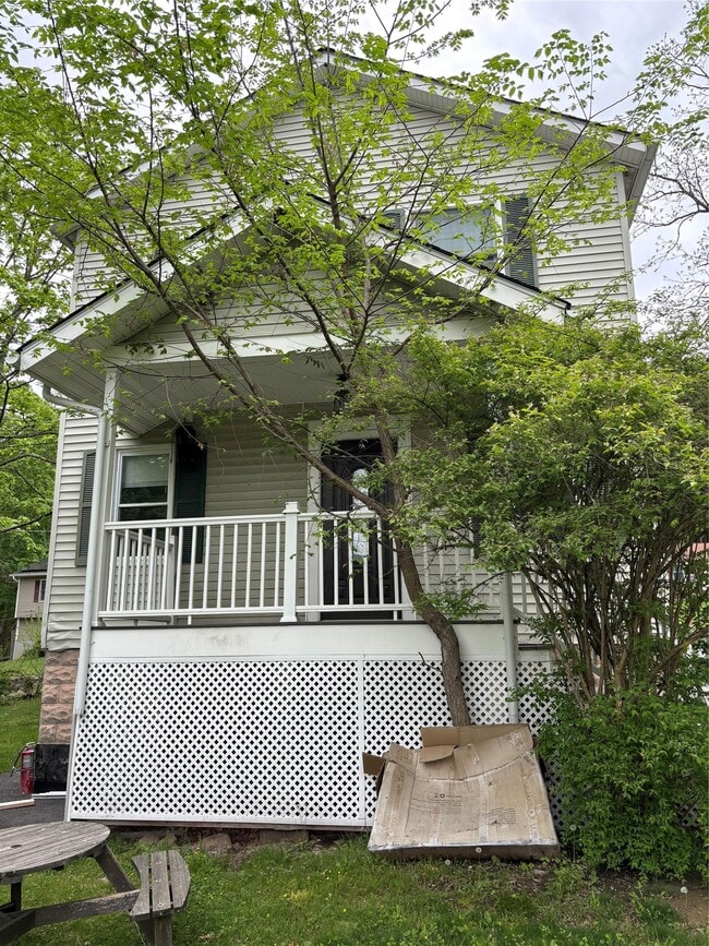 property at 1716 E Main St