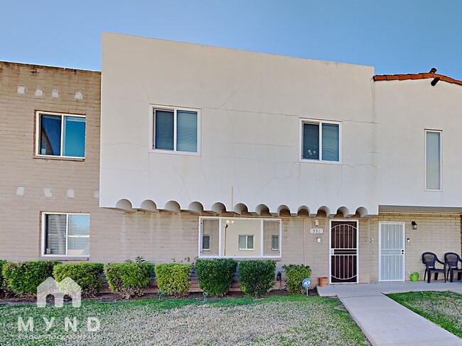 property at 531 N Lesueur