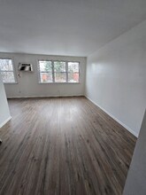 222 Lockart Terrace, Unit 2nd Floor in Philadelphia, PA - Building Photo - Building Photo