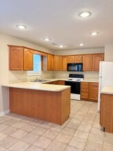 338 Catalpa Cir in Bowling Green, KY - Building Photo - Building Photo