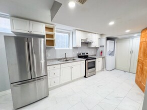 12 New Haven Gate in Cambridge, ON - Building Photo - Building Photo